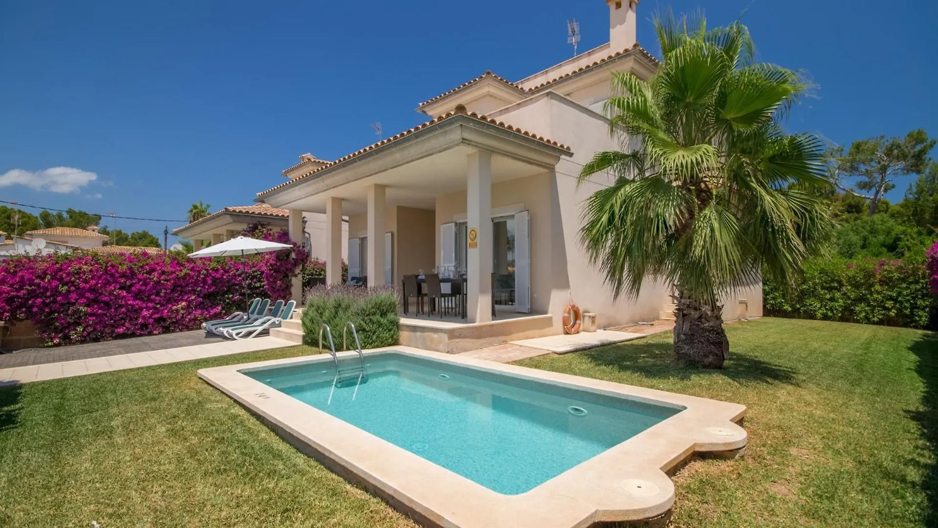 Modern Villa In Barcares With Pool Алькудия